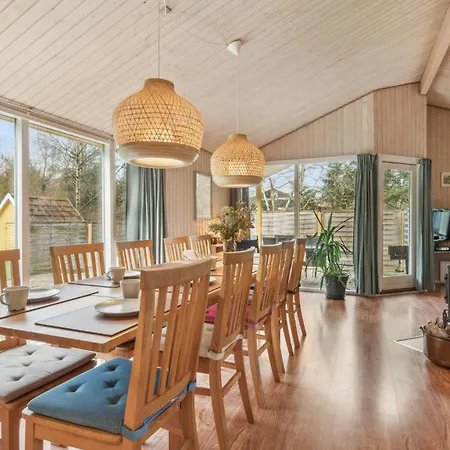 Holiday home Stunning In With Wifi