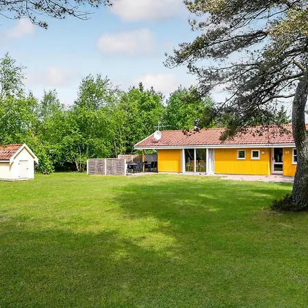 Holiday home Stunning In With Wifi Fjerritslev